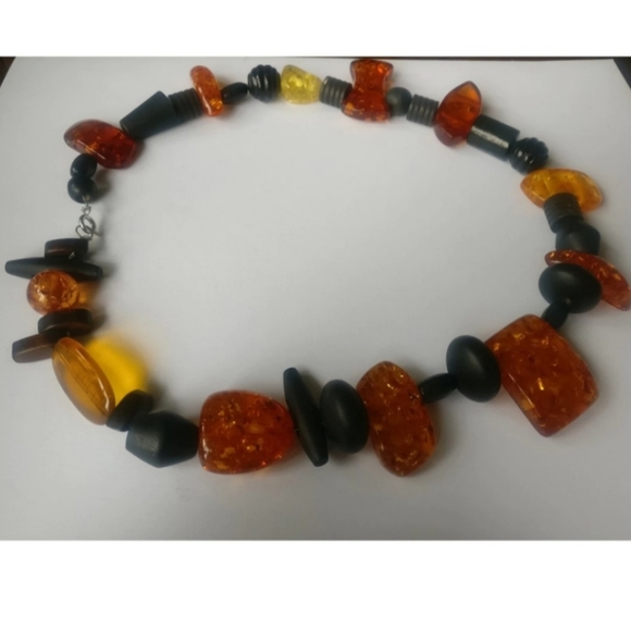 🇨🇦 Artisan genuine amber and wood chunky necklace - Picture 4 of 7